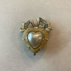 Jay Strongeater Heart-Shaped Trinket box.